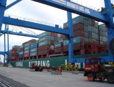 供应广州港口南沙港口进出口货物拖车运输代理物流